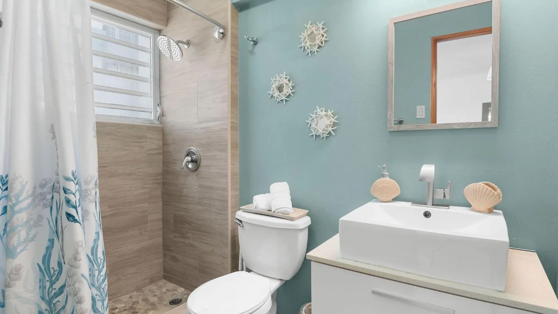 Modern & Cozy Studio In The Heart Of Isla Verde 圣胡安 0*,