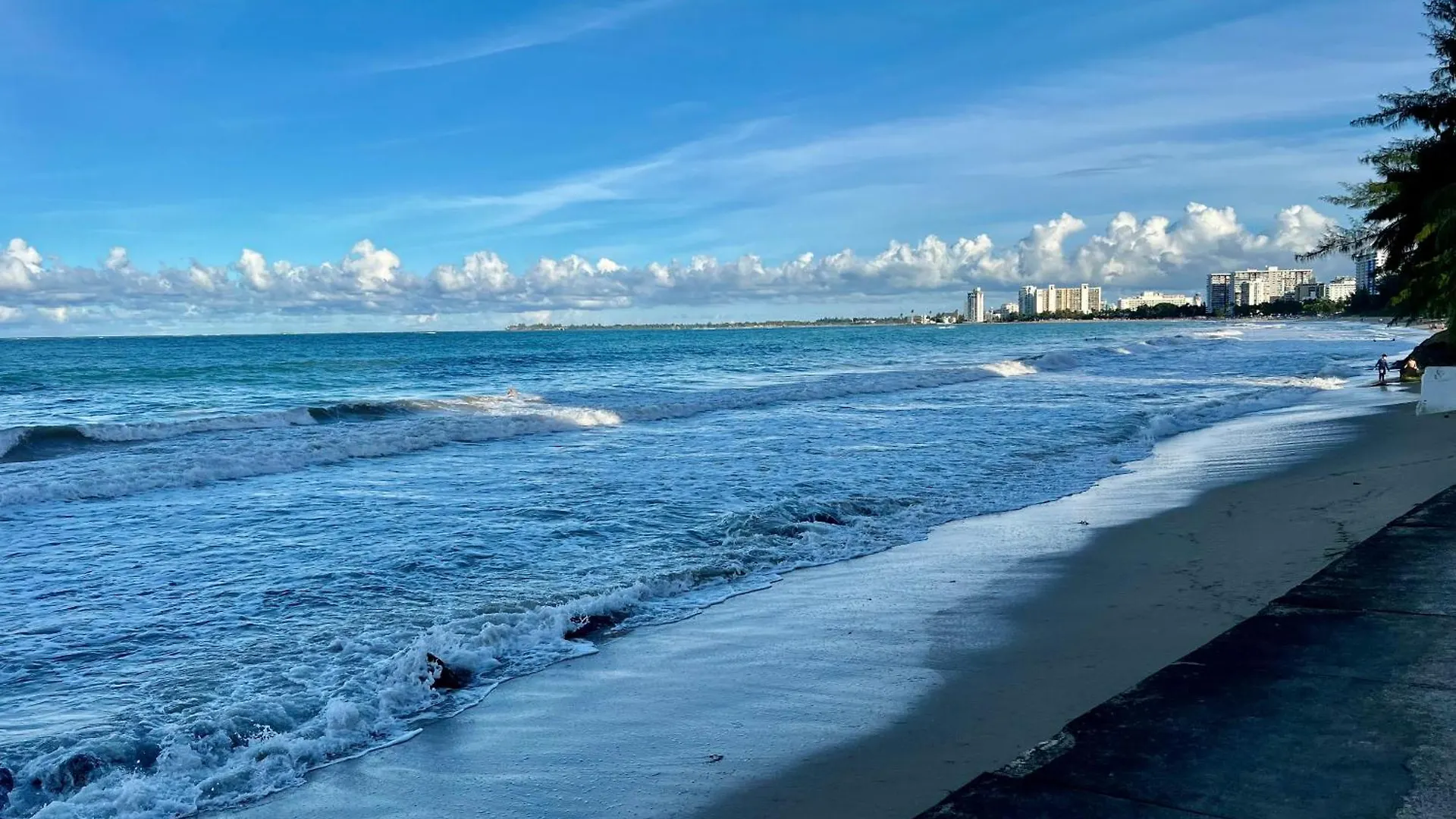 Modern & Cozy Studio In The Heart Of Isla Verde 圣胡安 0*,  波多黎各